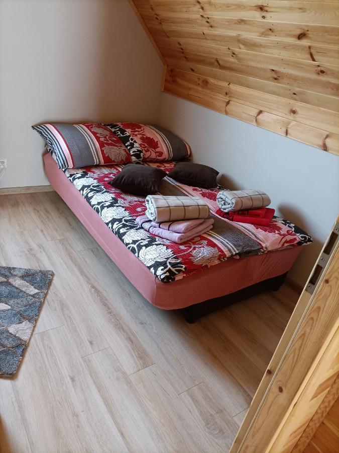 Zielona Ostoja Ferienhaus Ryn (Warmian-Masurian)